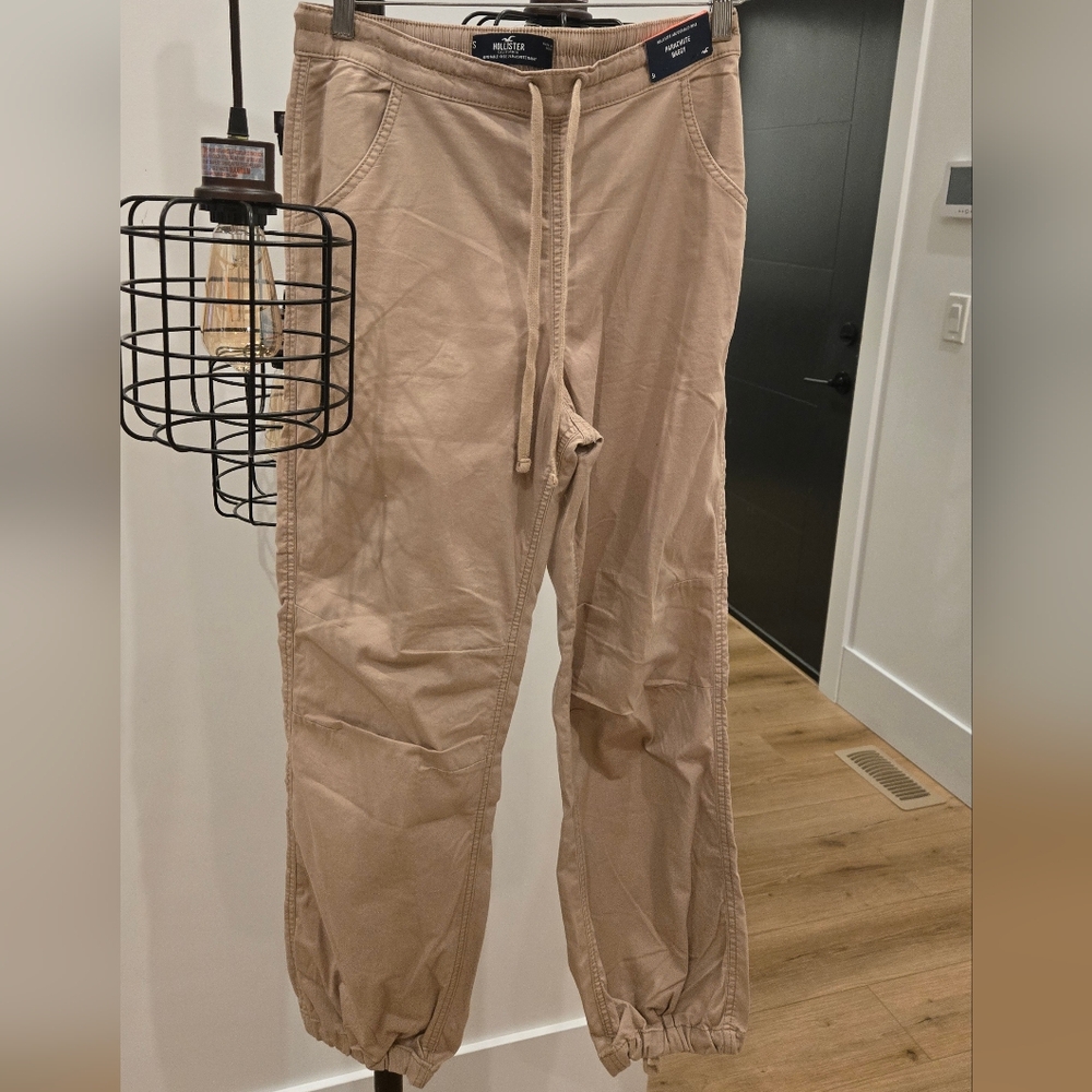Hollister Women's Beige Joggers